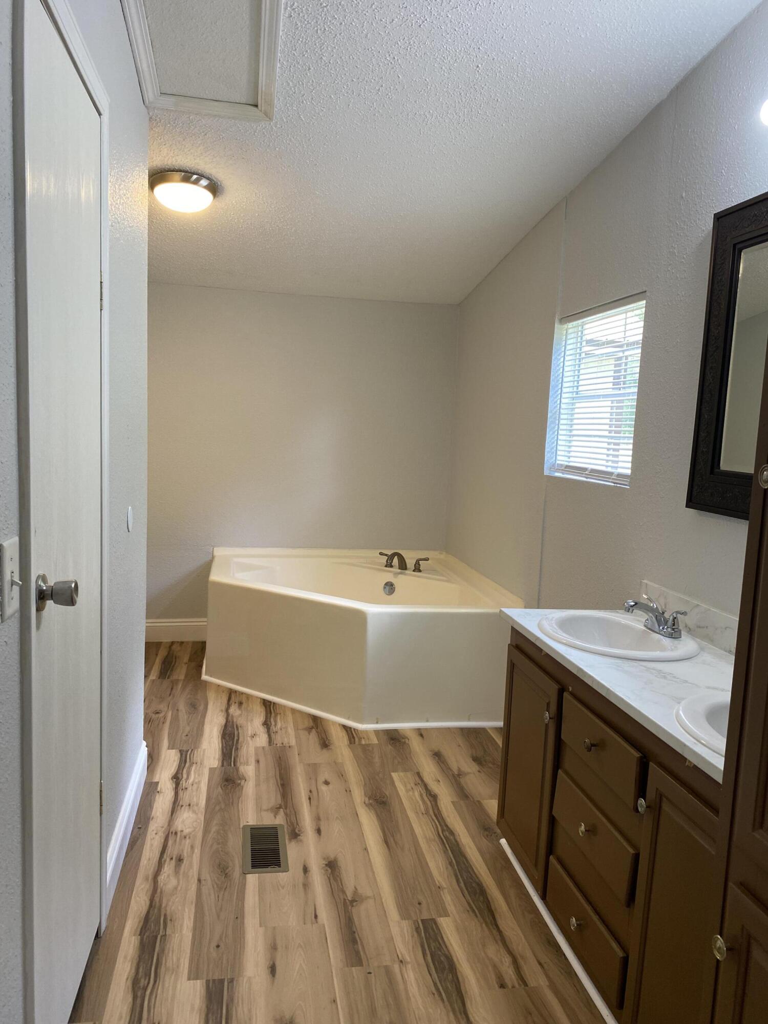 Galliver - Residential Lease