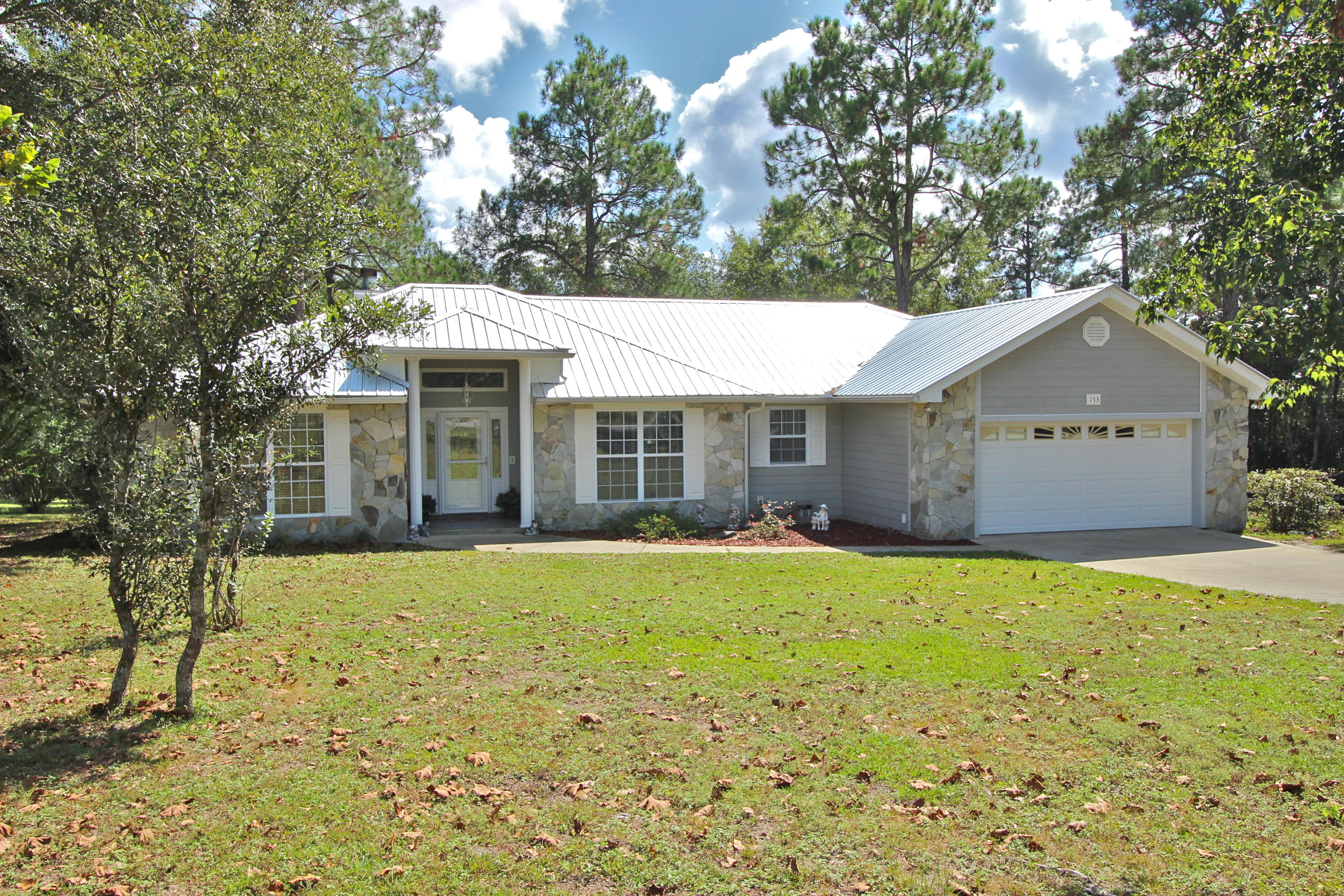 TEN LAKE ESTATES UNIT 1 - Residential