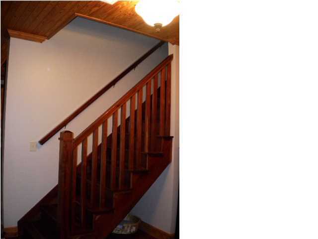 LAURELWOOD ESTATES - Residential