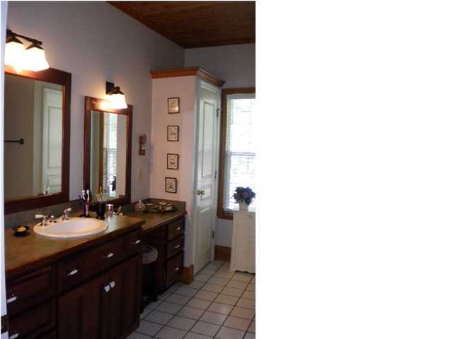 LAURELWOOD ESTATES - Residential