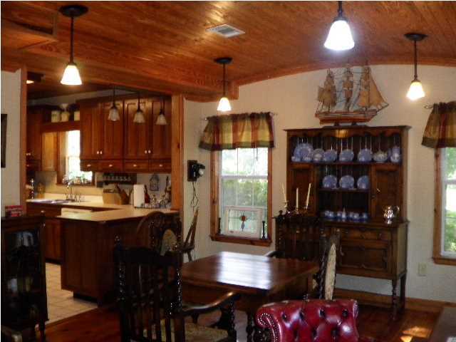 LAURELWOOD ESTATES - Residential