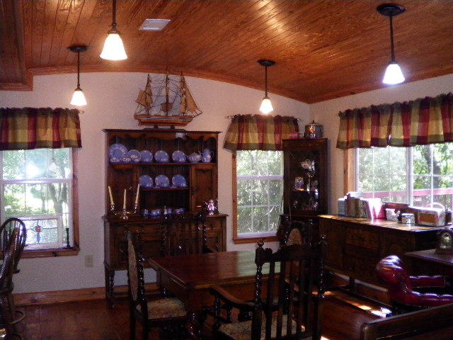 LAURELWOOD ESTATES - Residential