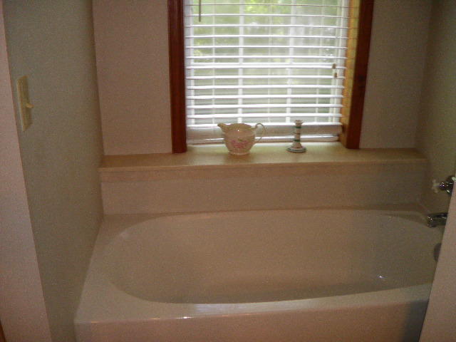 LAURELWOOD ESTATES - Residential