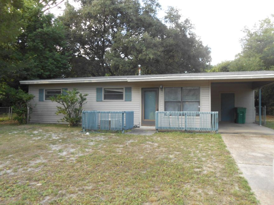 Great opportunity for the first time homebuyer. This 3 bedroom 1 bath home is located conveniently to schools, shopping and bases. Large backyard with mature oak trees. Call today for your private showing.