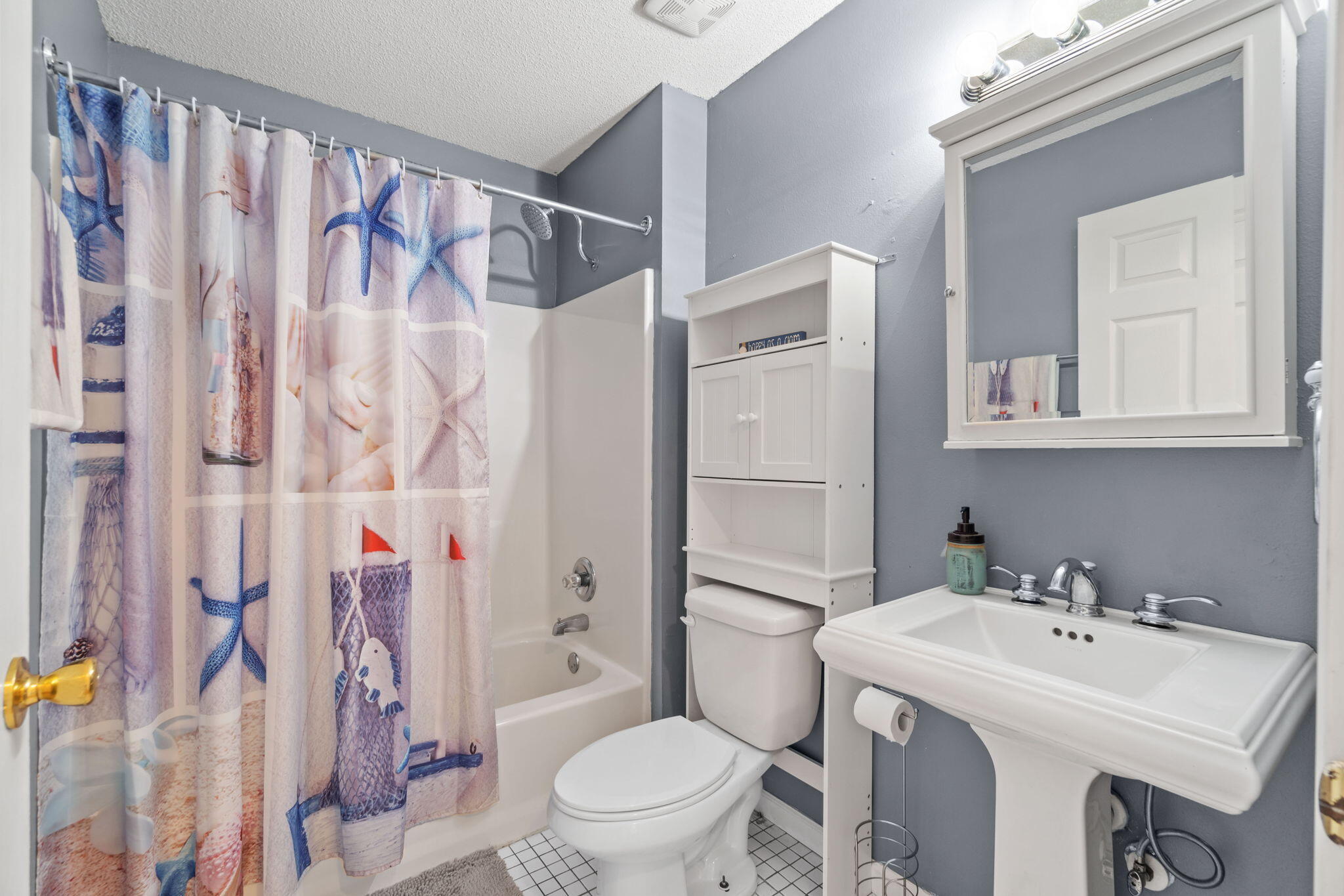 ROSS CROSSING - Residential