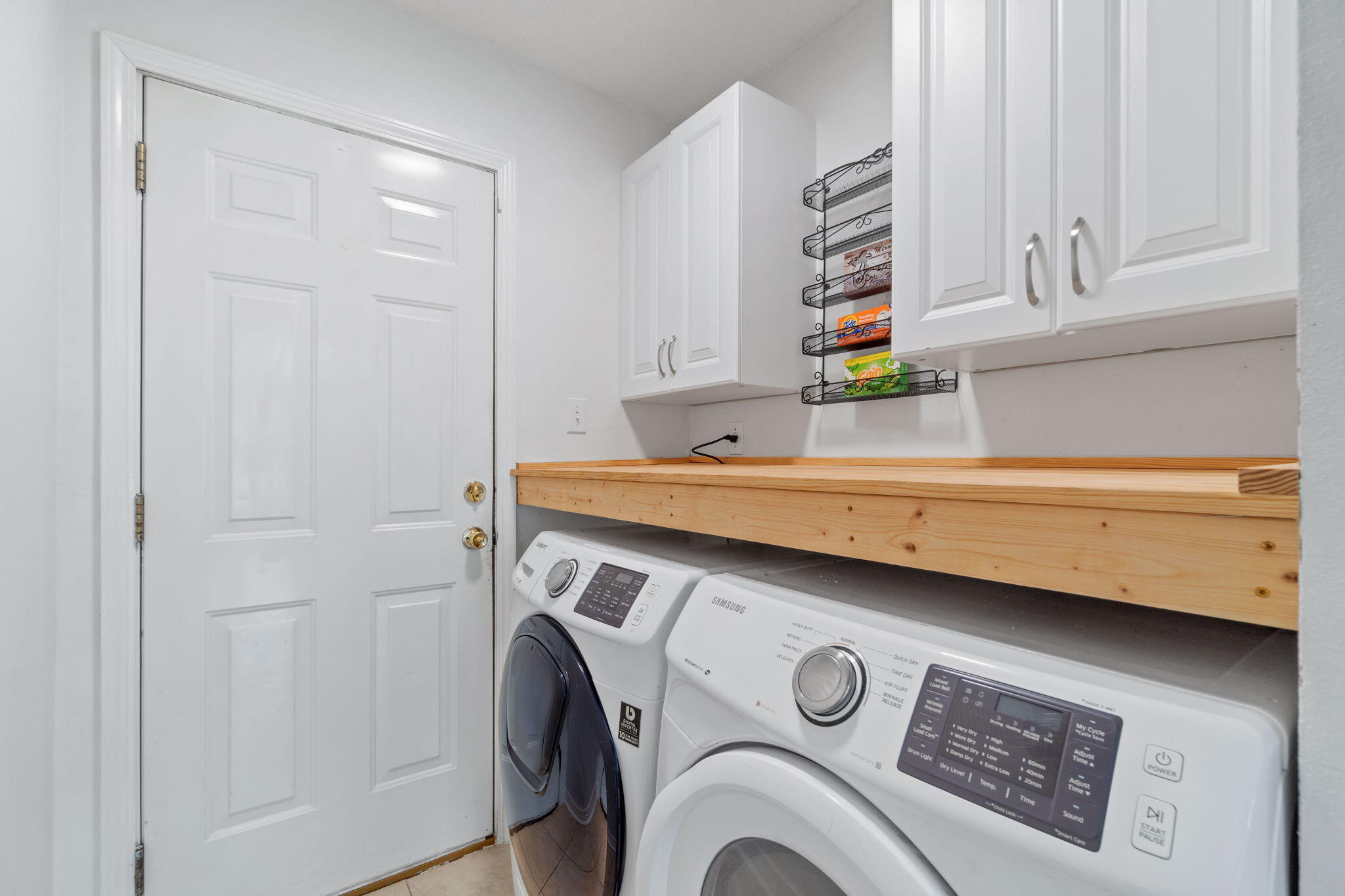 ROSS CROSSING - Residential