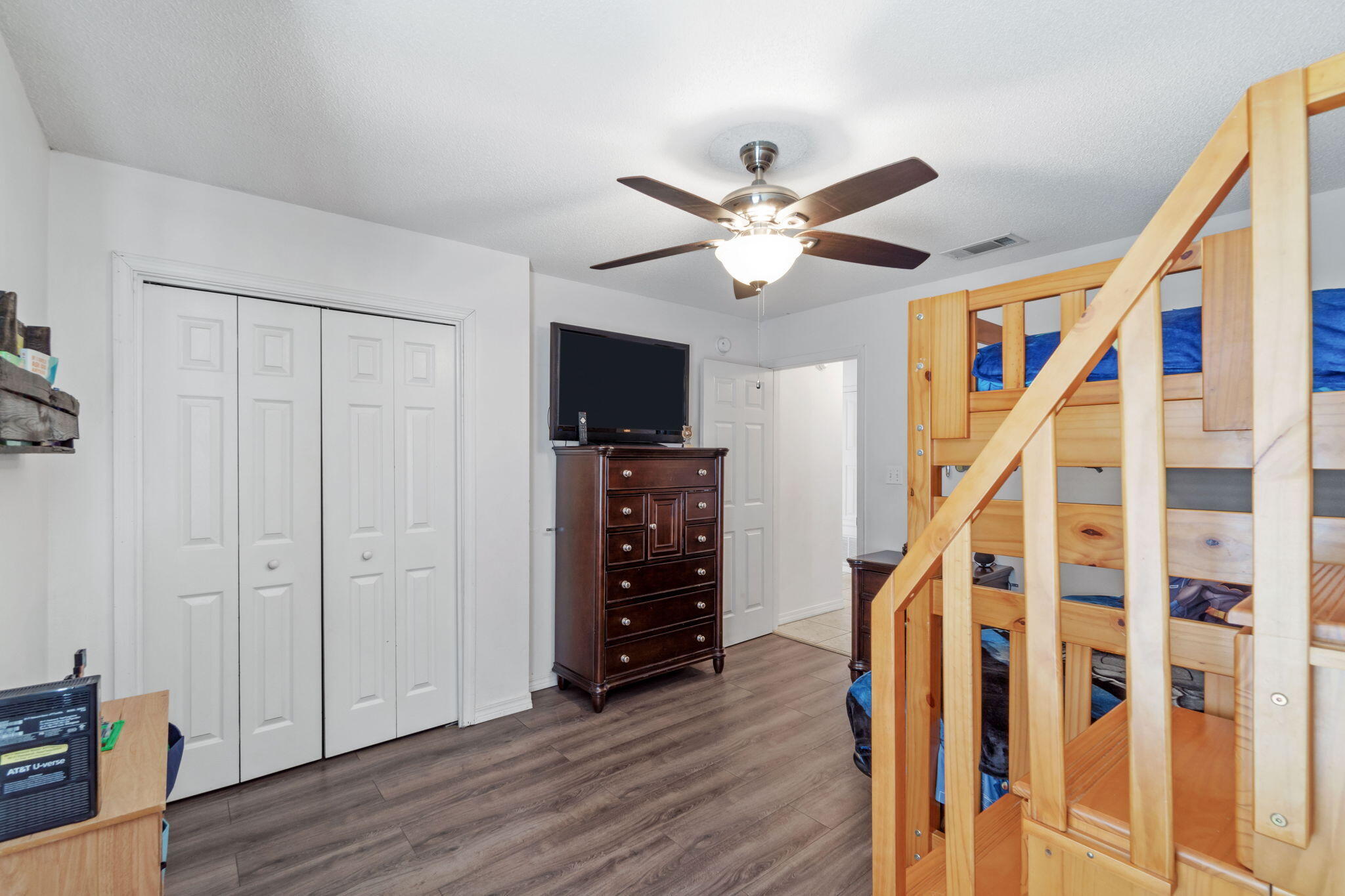 ROSS CROSSING - Residential