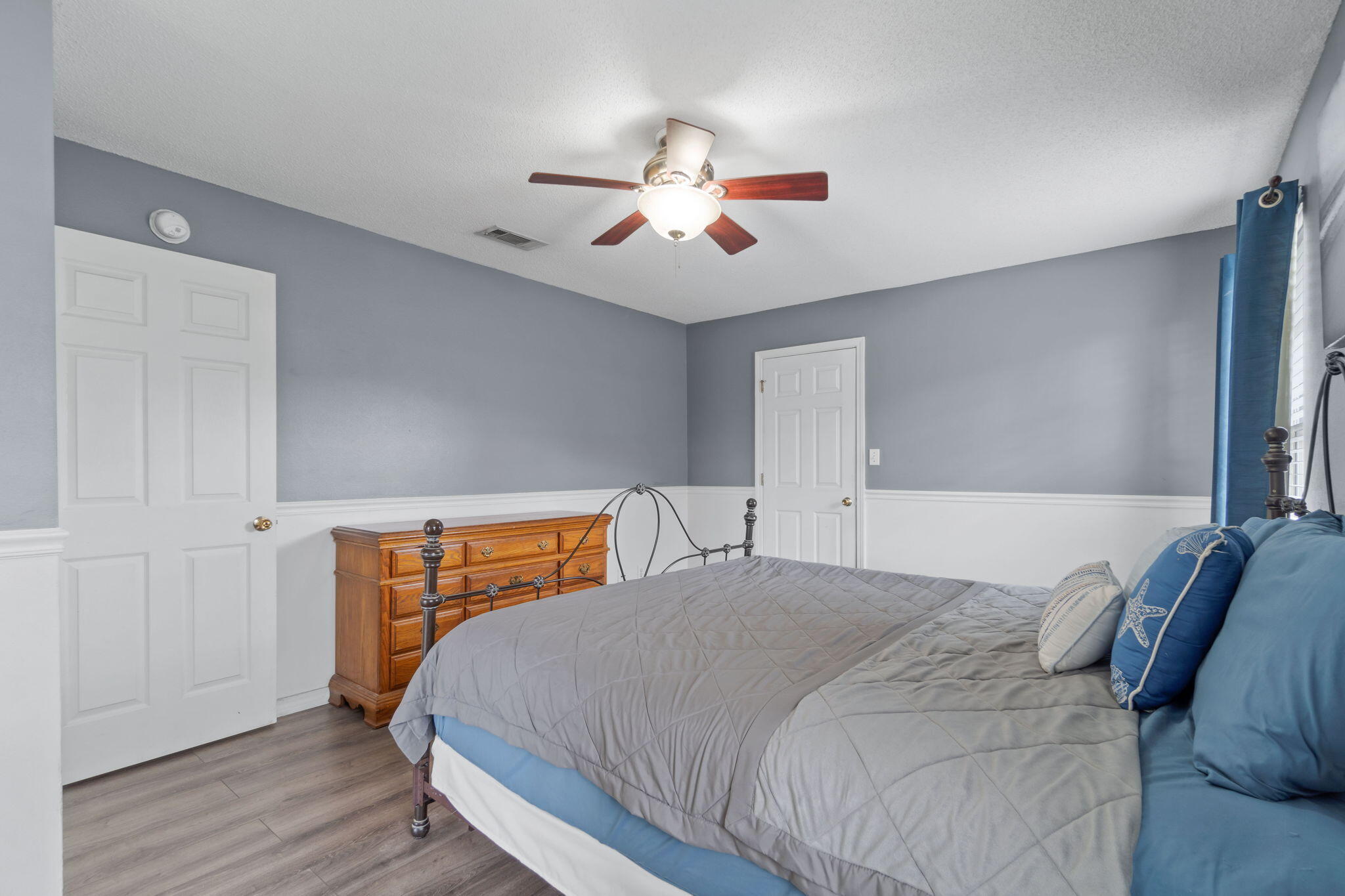 ROSS CROSSING - Residential