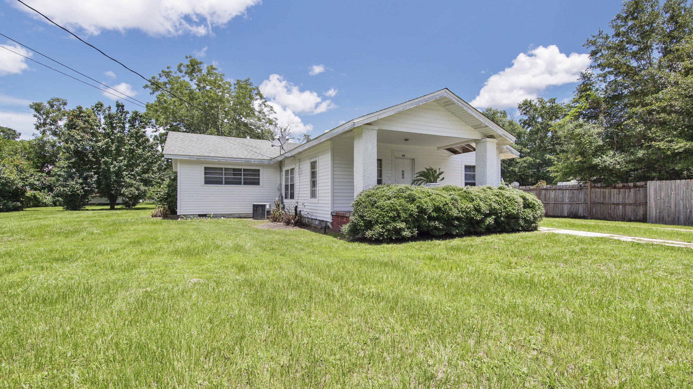 Town of DeFuniak Springs - Residential