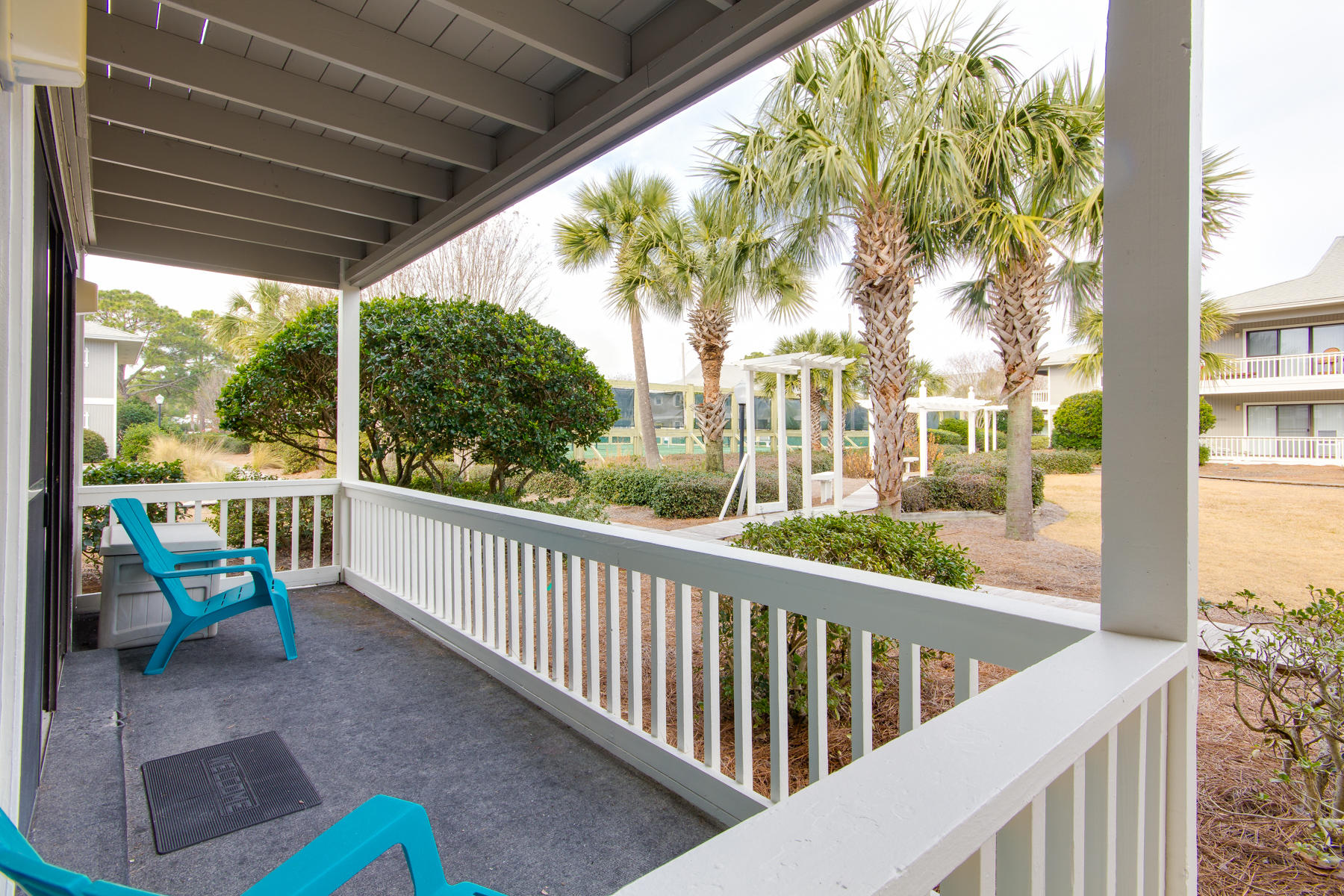 BEACHWOOD VILLAS CONDO - Residential