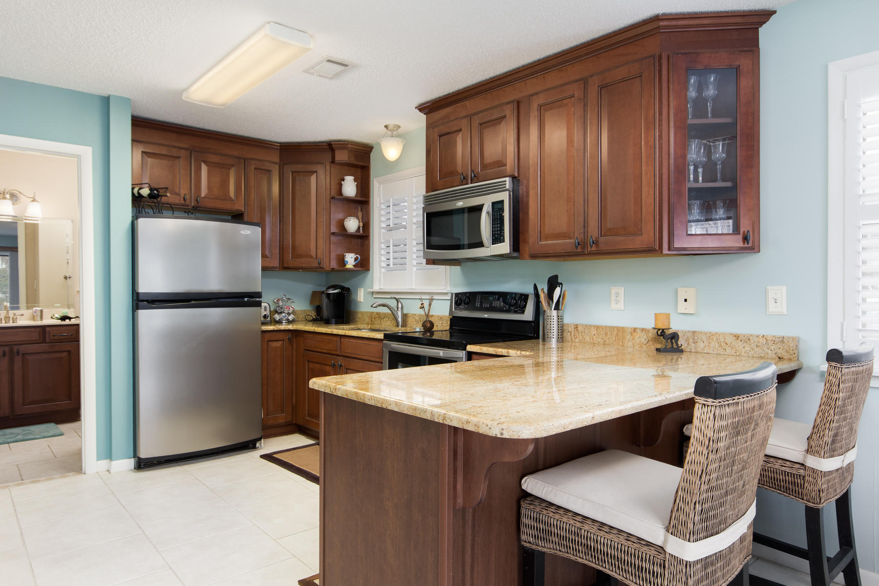 BEACHWOOD VILLAS CONDO - Residential