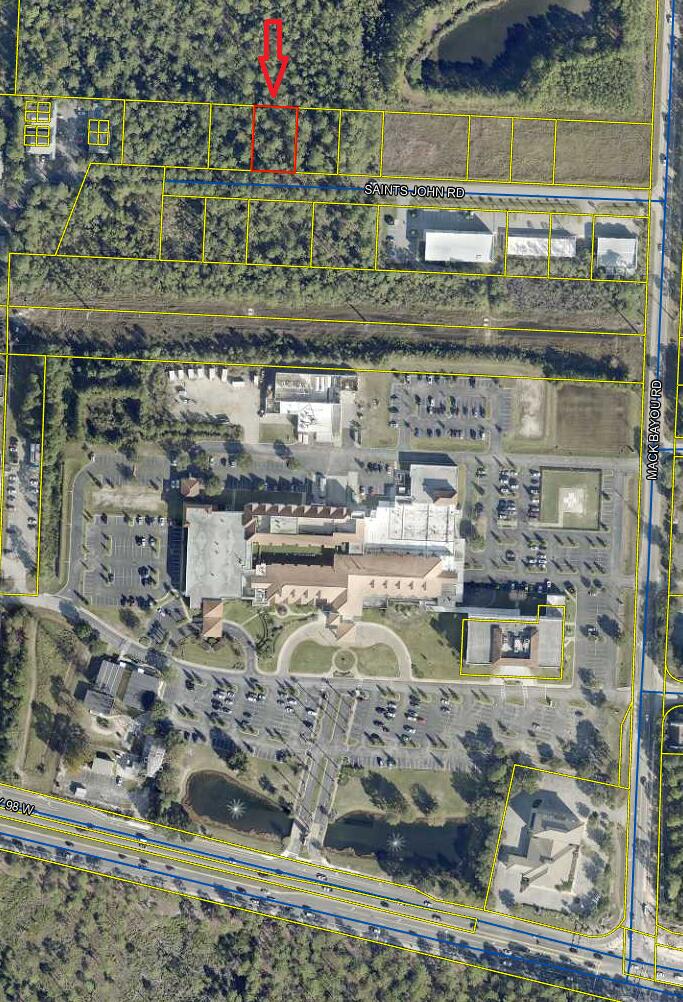 Great Commercial Lot in Prime Location.Just over a quarter of an acre in size (.278) measures at 90' Wide by 135' Deep.Coastal Center (CC) Zoning