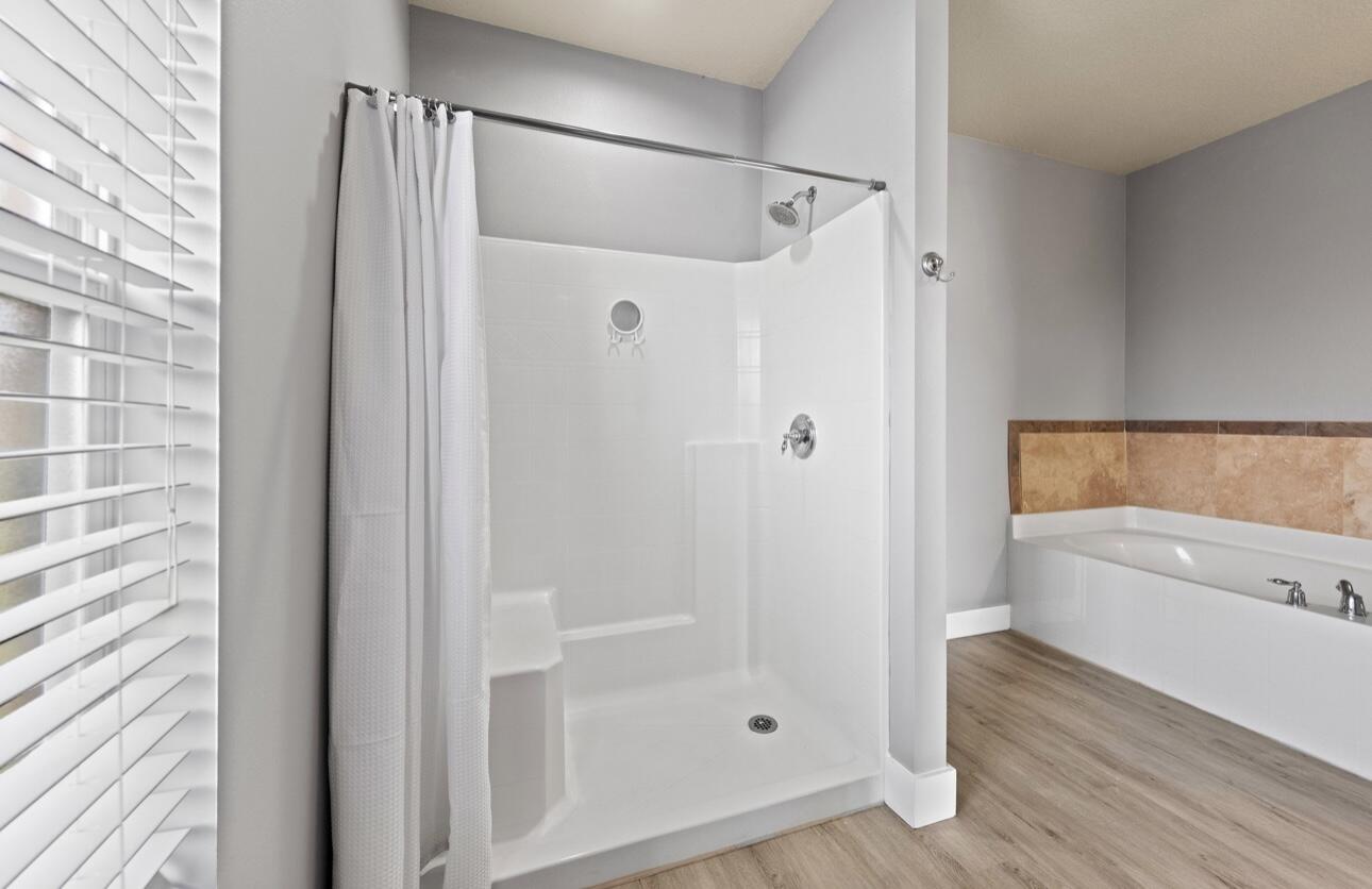 CARNEGIE HILLS - Residential