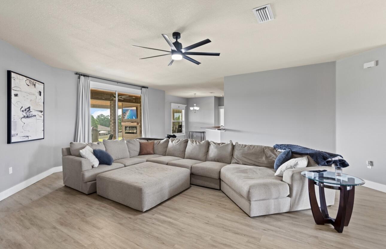 CARNEGIE HILLS - Residential