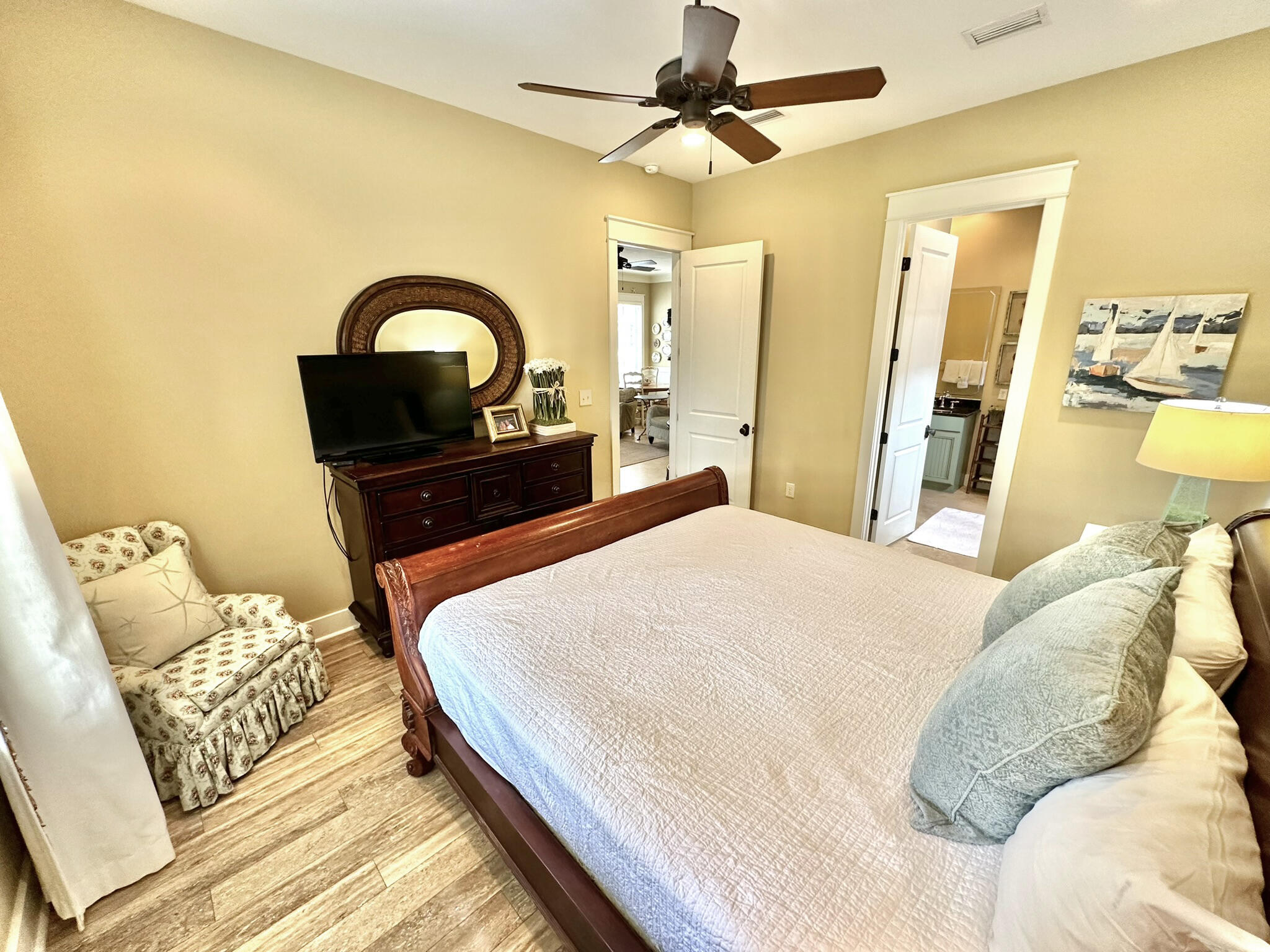 BUNGALOS AT SANDESTIN - Residential