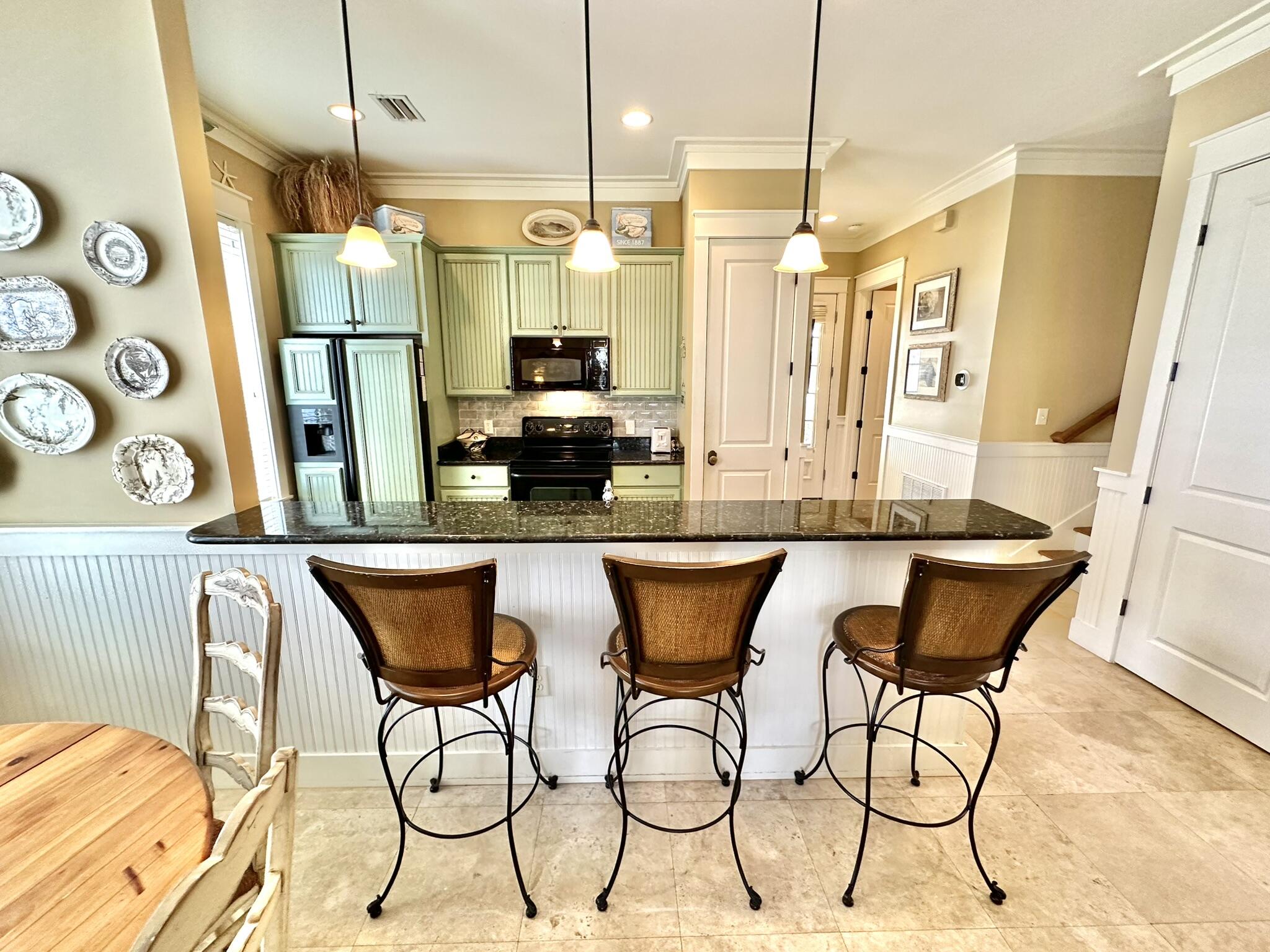 BUNGALOS AT SANDESTIN - Residential