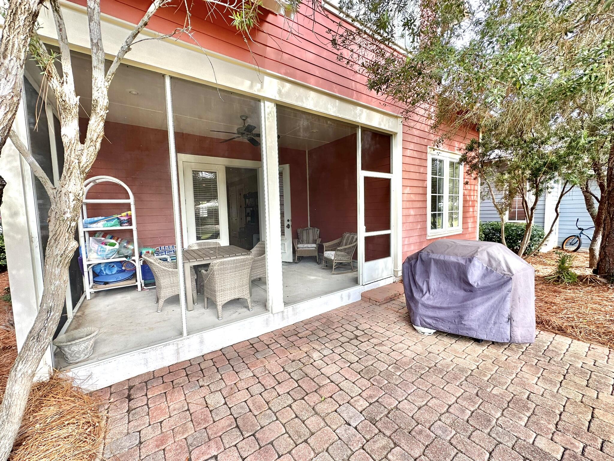 BUNGALOS AT SANDESTIN - Residential