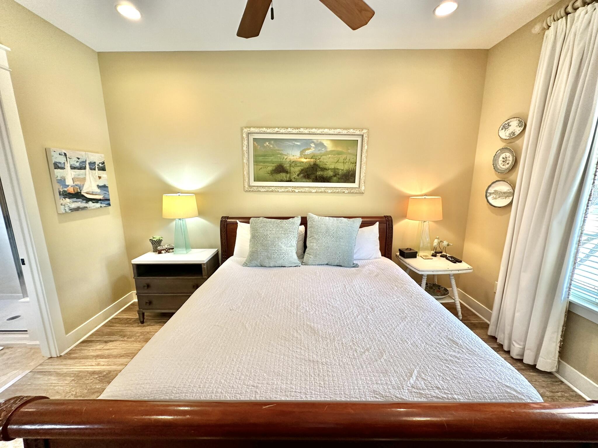 BUNGALOS AT SANDESTIN - Residential