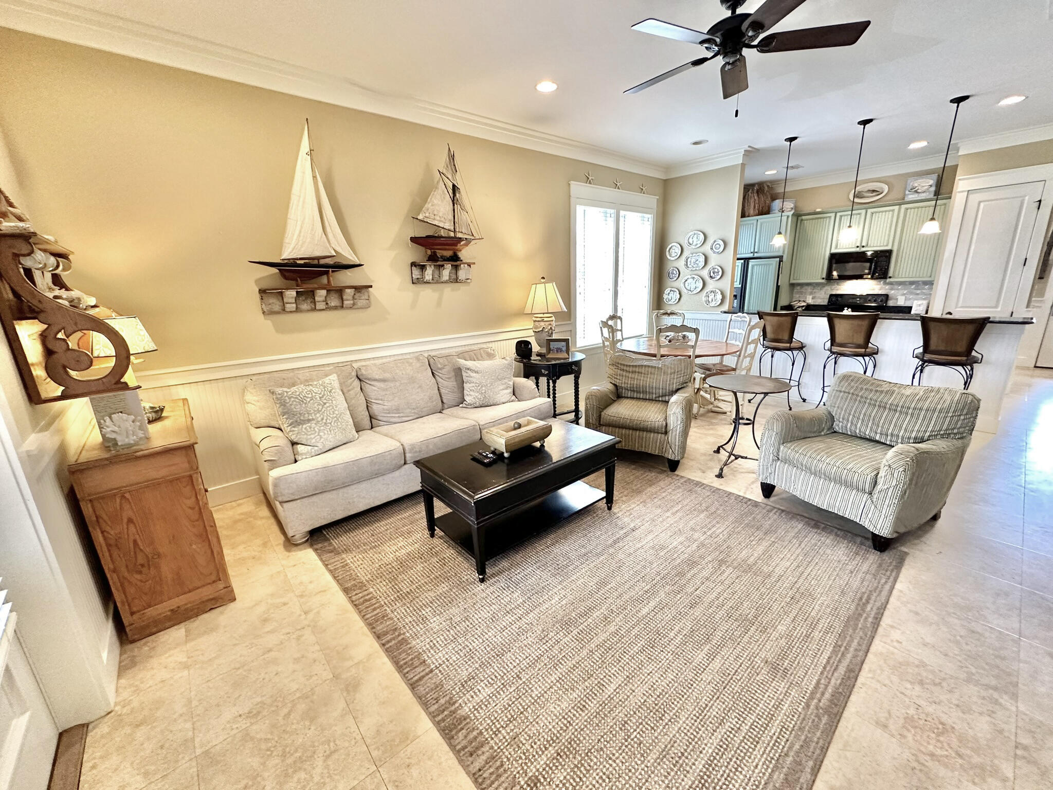 BUNGALOS AT SANDESTIN - Residential