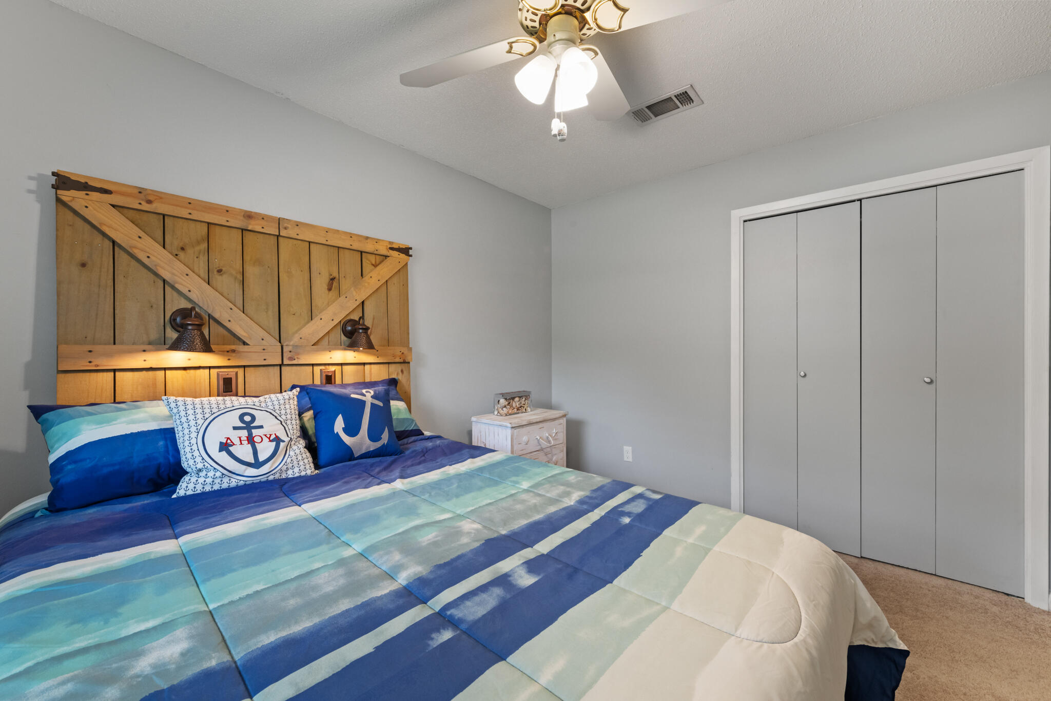 CAROL ANNE MANOR - Residential