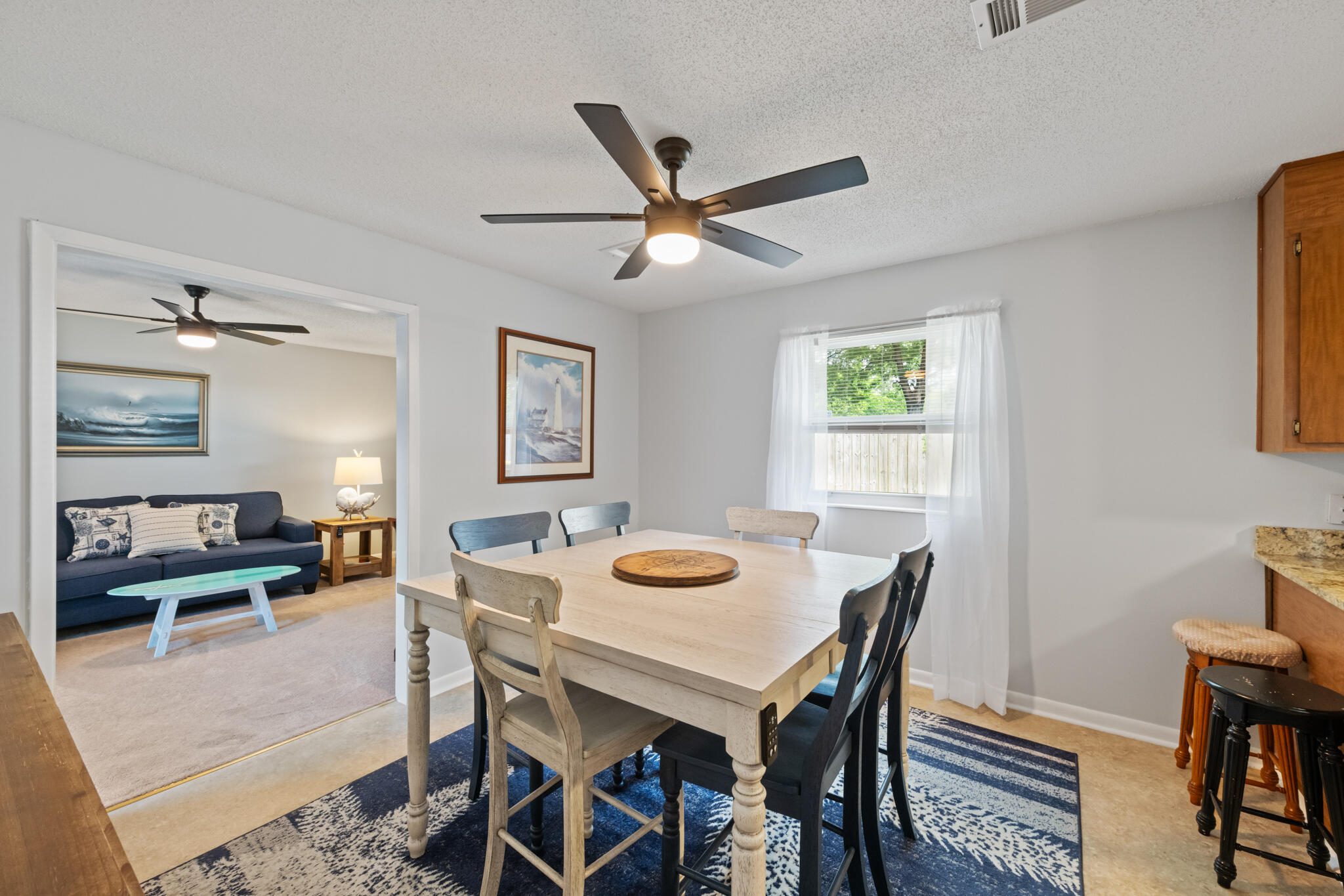 CAROL ANNE MANOR - Residential