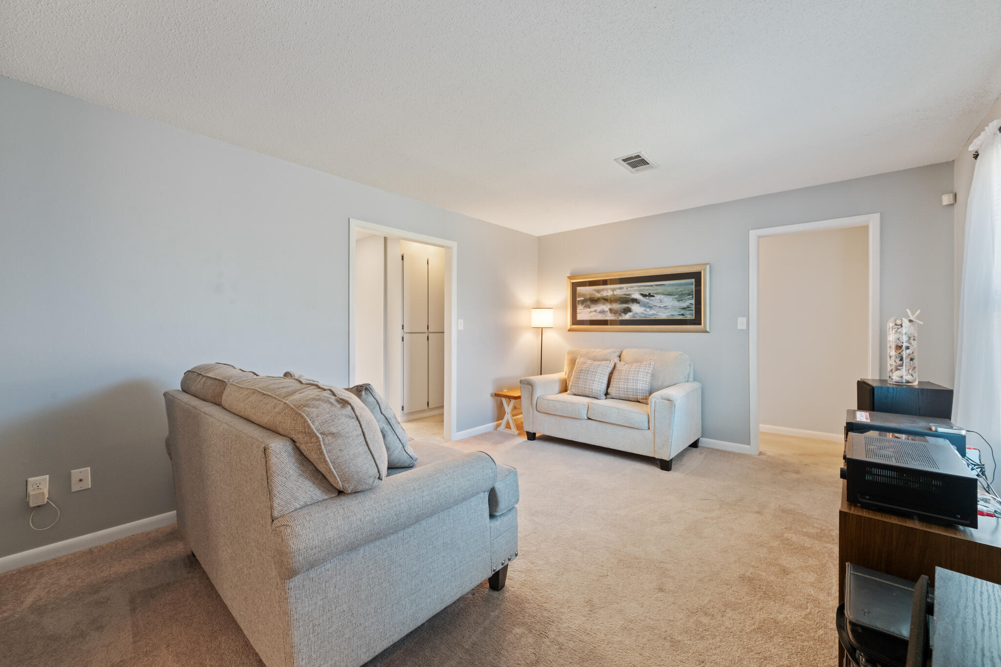 CAROL ANNE MANOR - Residential