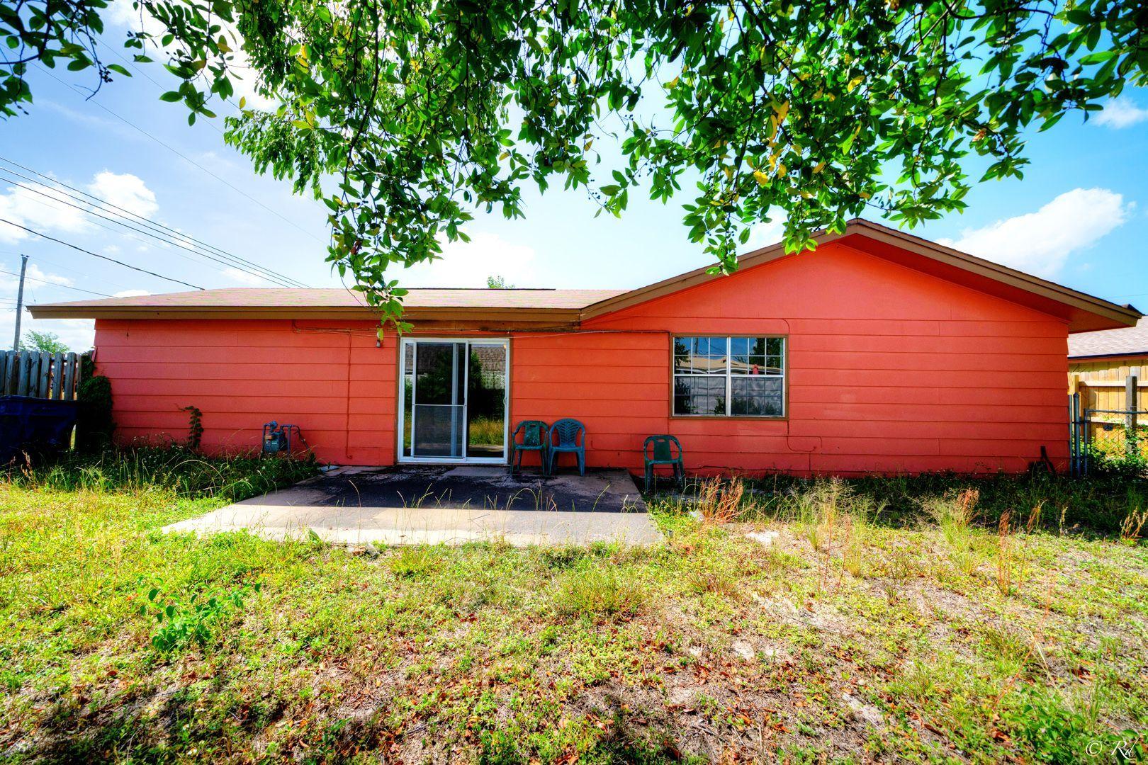 COLLEGE VILLAGE UNIT 1 - Residential