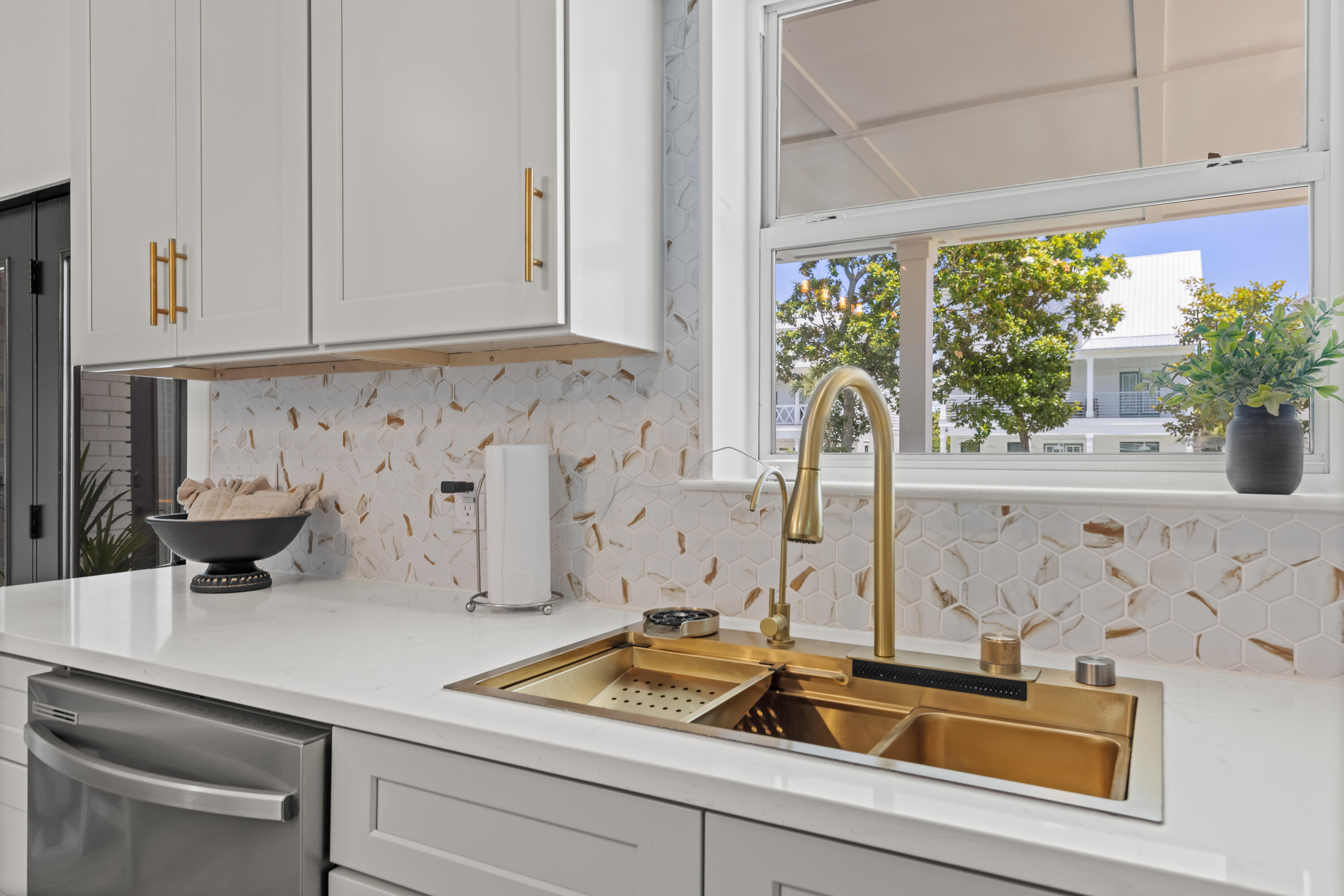 CRYSTAL BEACH - Residential