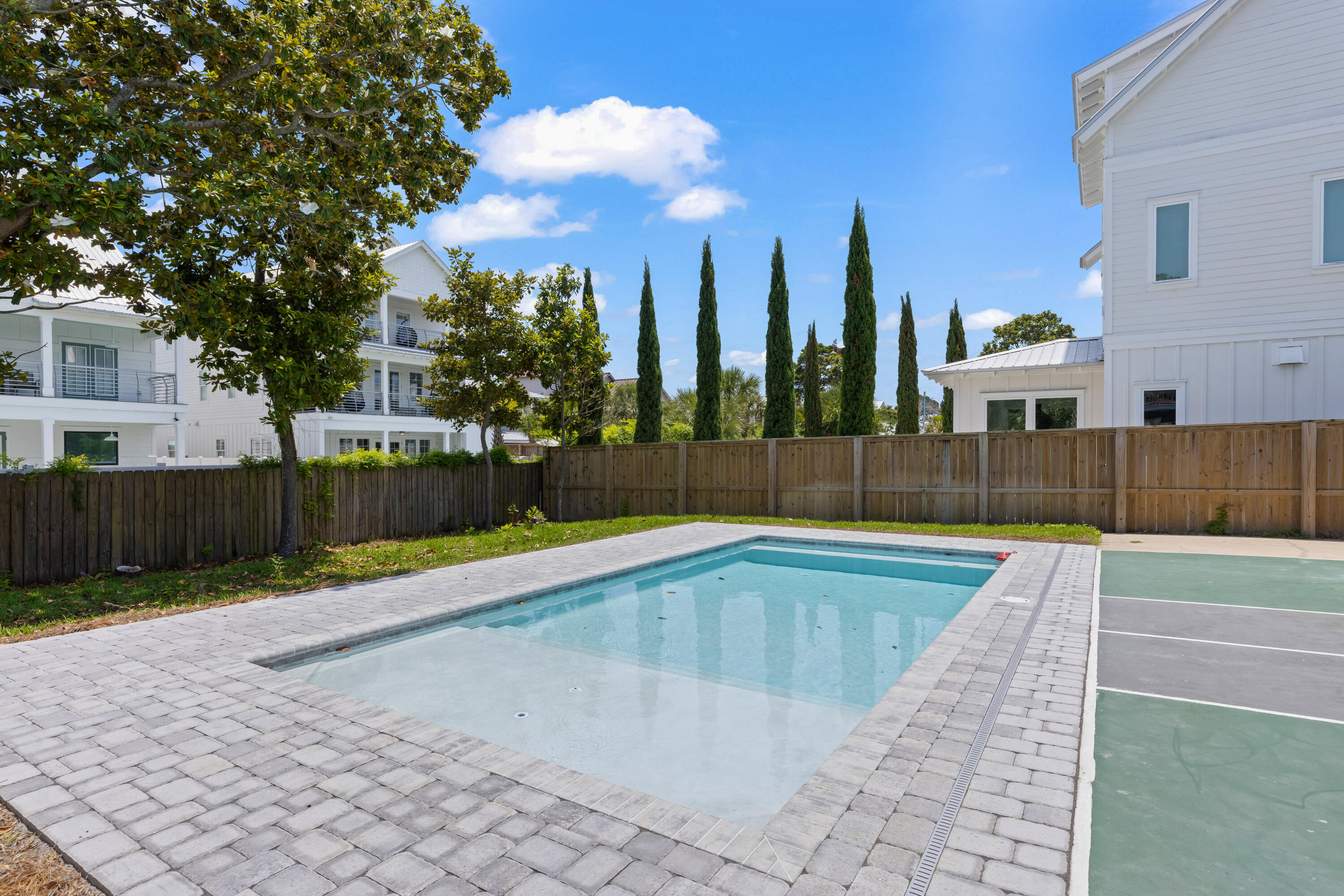 CRYSTAL BEACH - Residential