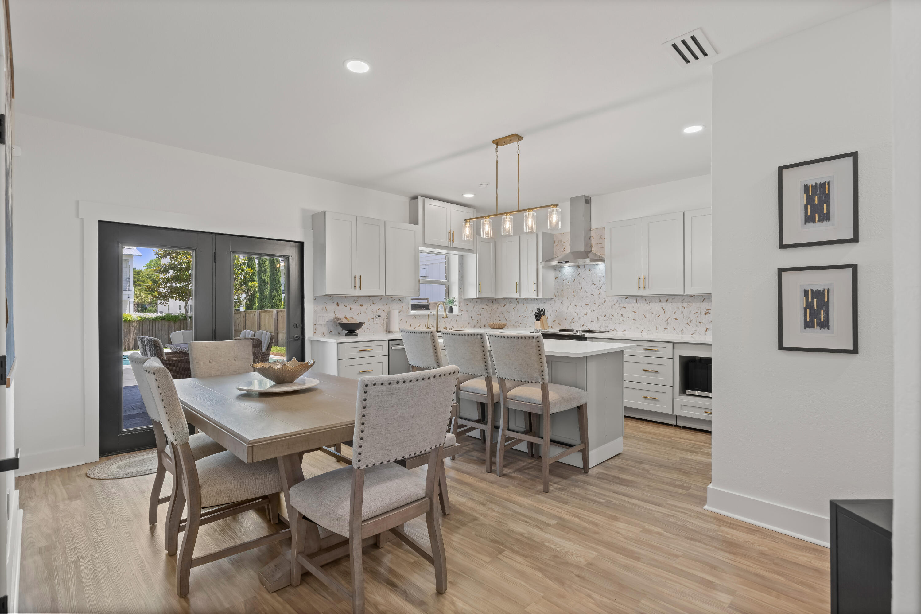 CRYSTAL BEACH - Residential