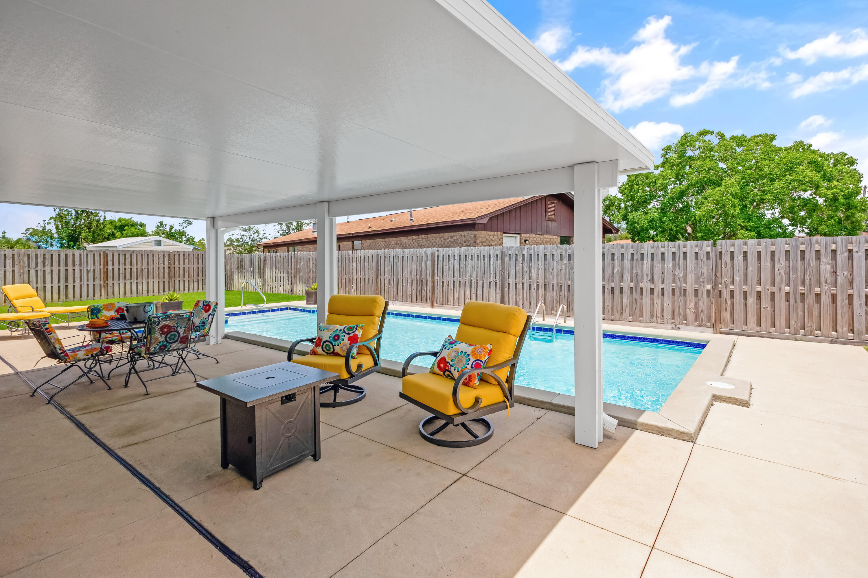 EAST BAY PARK - Residential