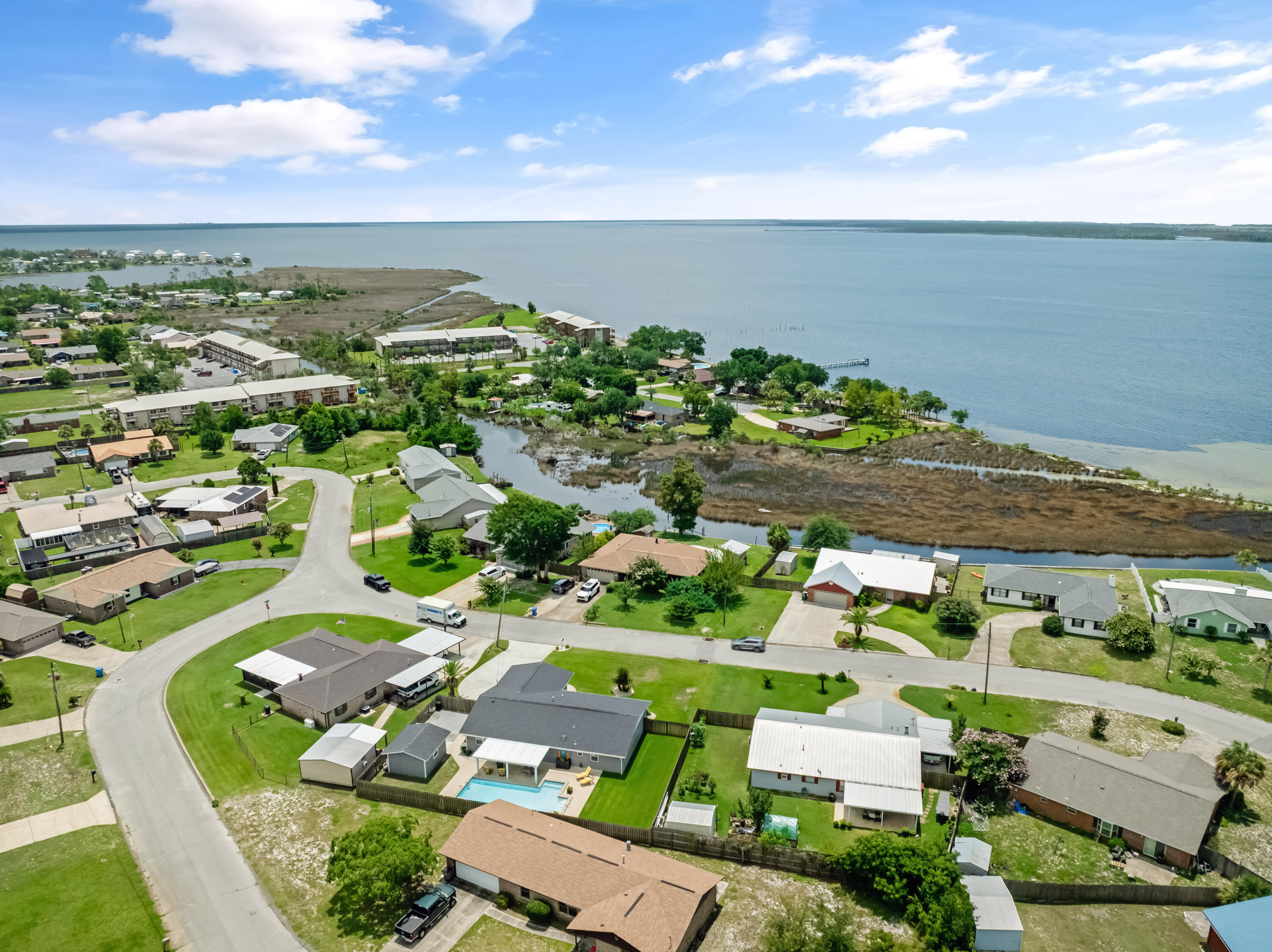 EAST BAY PARK - Residential