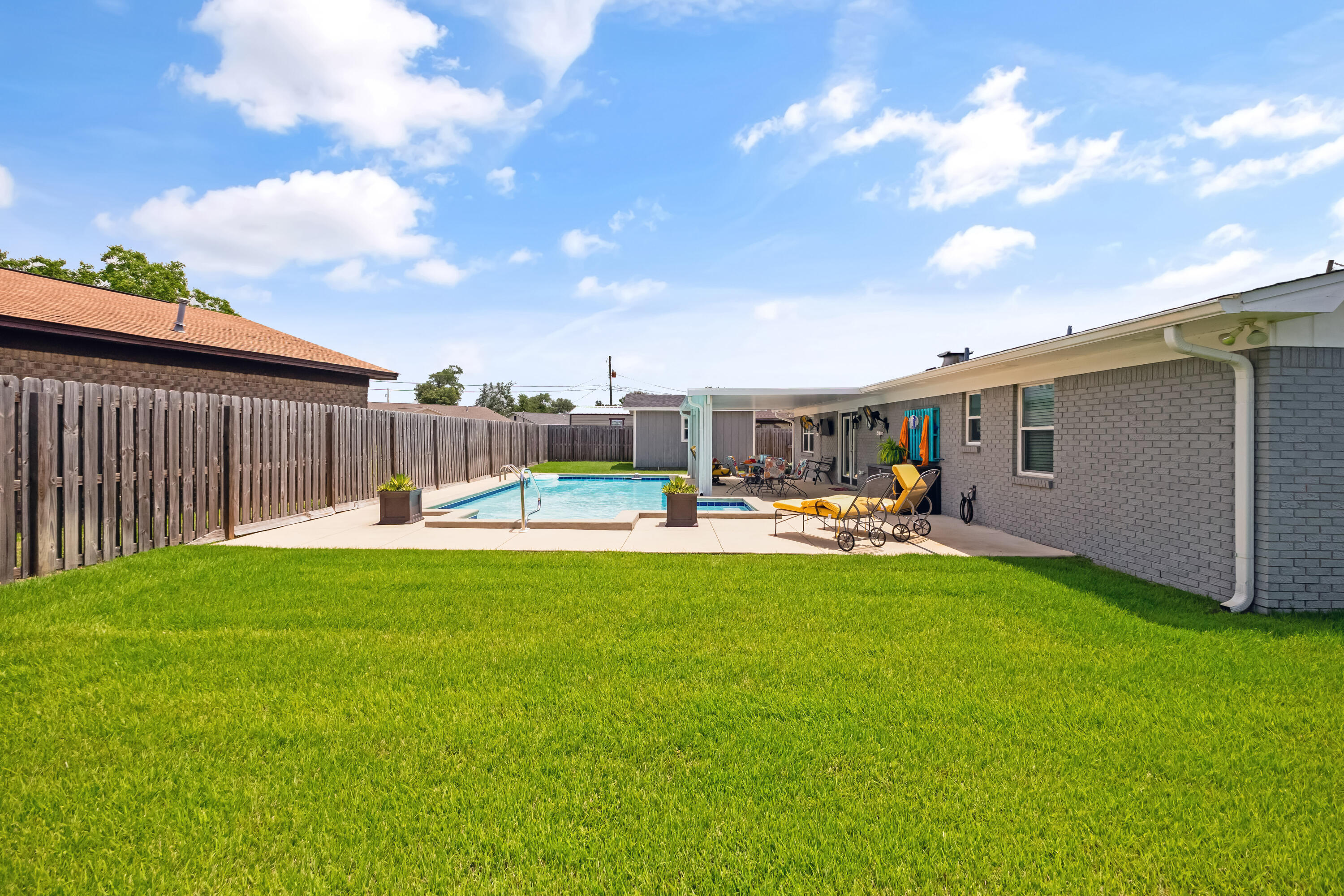 EAST BAY PARK - Residential