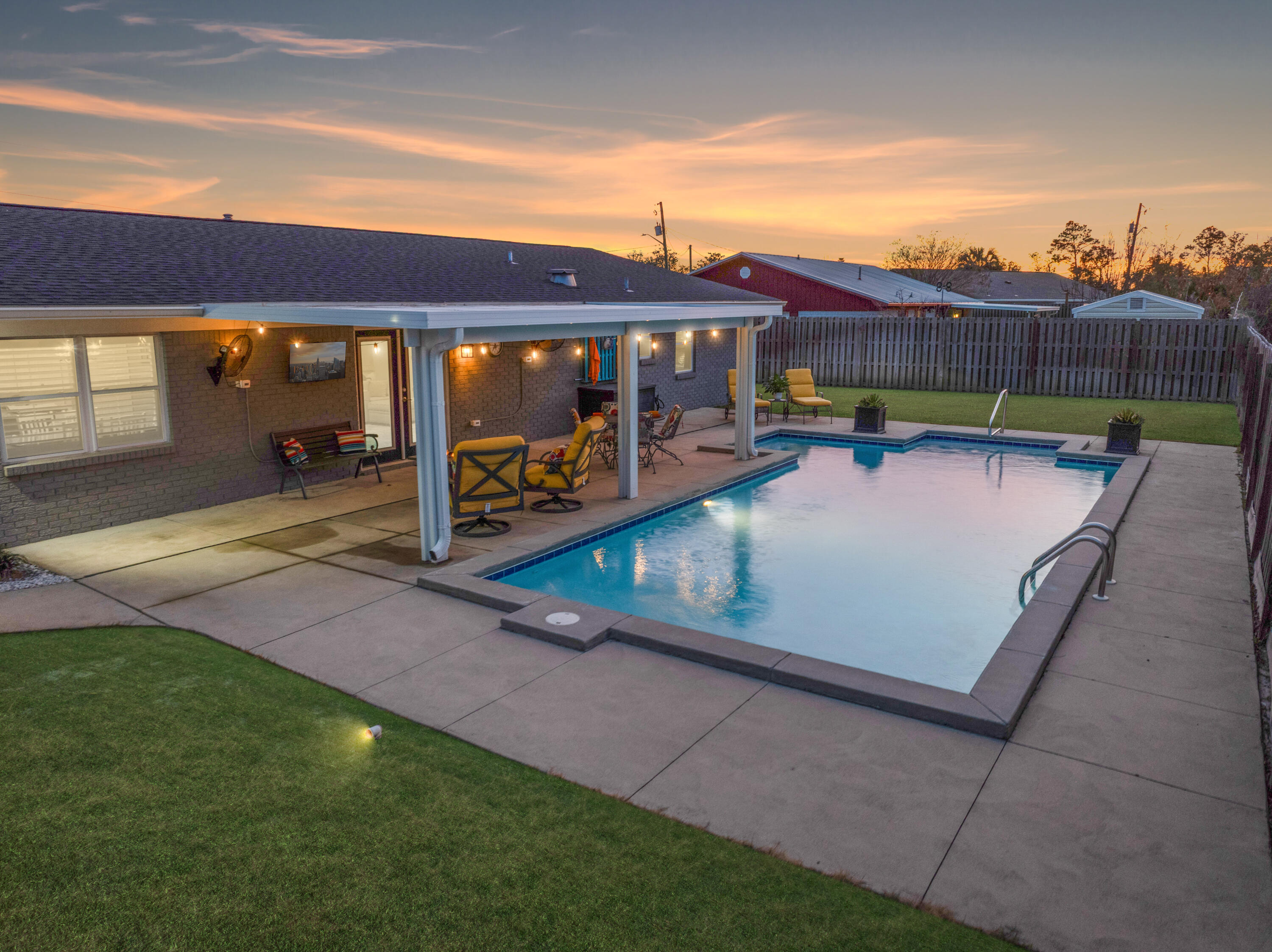 EAST BAY PARK - Residential