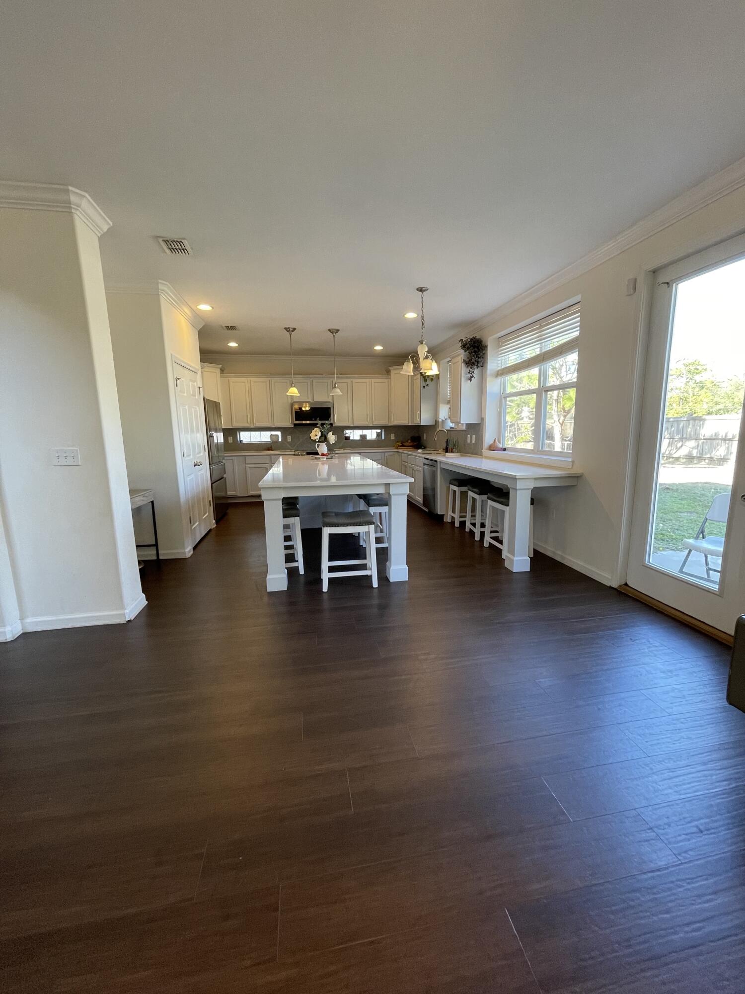 New Mary Esther 242300.10 - Residential Lease