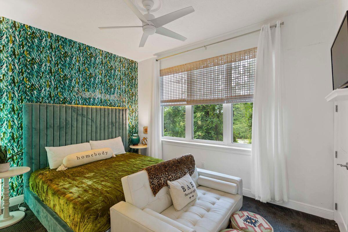 LONG BEACH 3RD ADDN - Residential