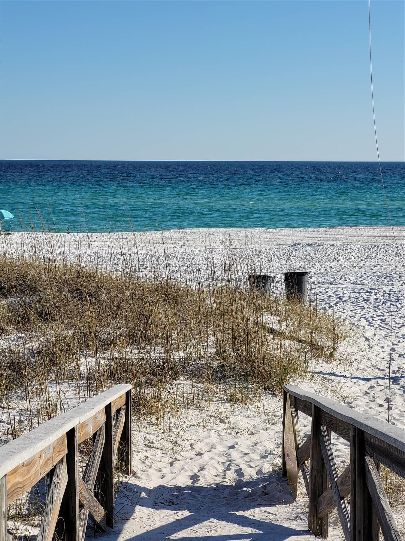 LAGUNA POINT CONDO - Residential