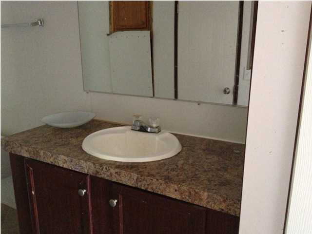 MOSSY HEAD TOWN OF - Residential