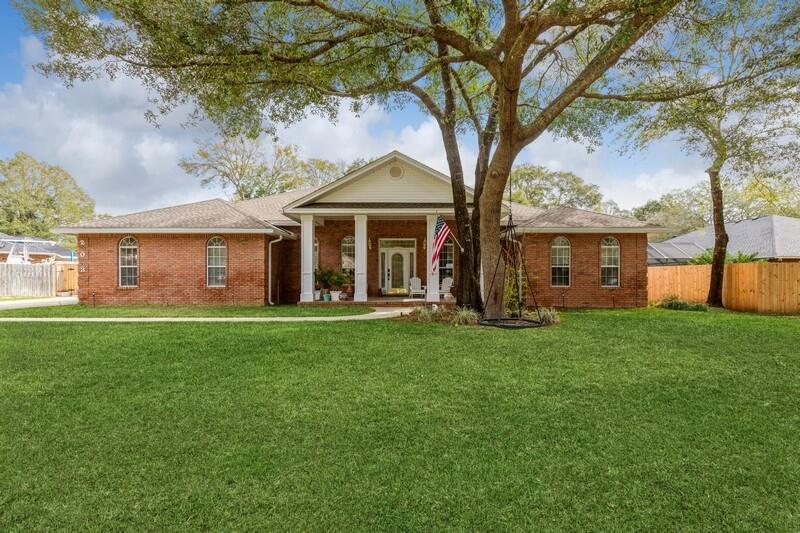 ROCKY BAYOU ESTATES 15 - Residential