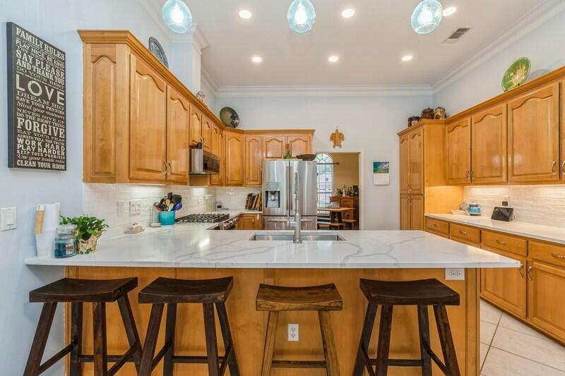 ROCKY BAYOU ESTATES 15 - Residential