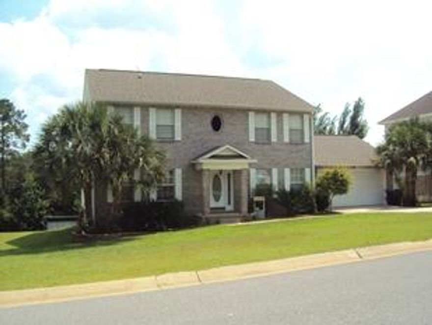 TRADITIONAL BRICK HOME HAS TWO-STORY ENTRANCE FOYER, SEPARATE FORMAL DINING ROOM (COULD BE USED AS FORMAL LIVING ROOM DUE TO LOCATION), OPEN KITCHEN WITH ISLAND BAR AND LOTS OF GORGEOUS CHERRY CABINETS, BREAKFAST ROOM, AND LARGE GREAT ROOM. BERBER CARPETING. MASTER BATH HAS TILED GARDEN TUB AND SEPARATE SHOWER. CONVENIENT HALF BATH DOWNSTAIRS. DOUBLE CAR GARAGE WITH AUTO OPENER. NICE DECK AT THE REAR. AREA BEHIND THE HOME HAS PROTECTED WETLANDS SO THAT INSURES MORE PRIVACY FOR THIS BACKYARD! SUBDIVISION HAS UNDERGROUND UTILITIES, CURBS AND GUTTERS, PLUS STREET LIGHTS.