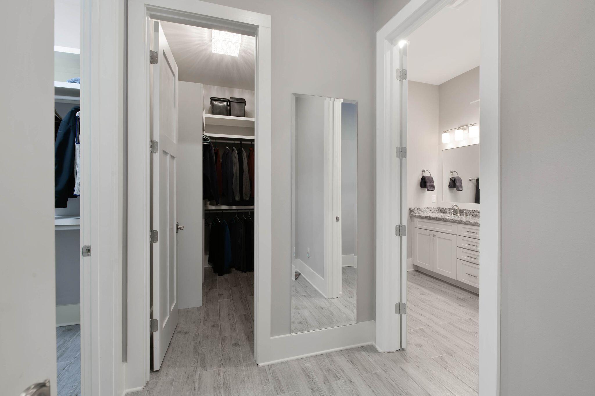 WILD HERON - Residential