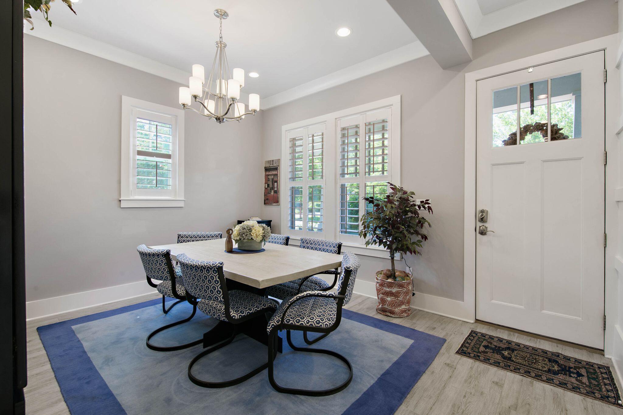 WILD HERON - Residential