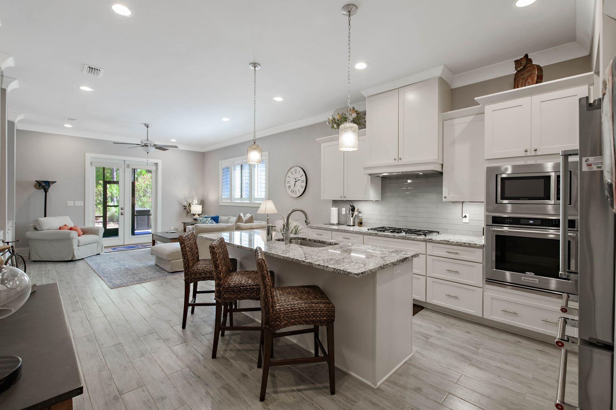 WILD HERON - Residential