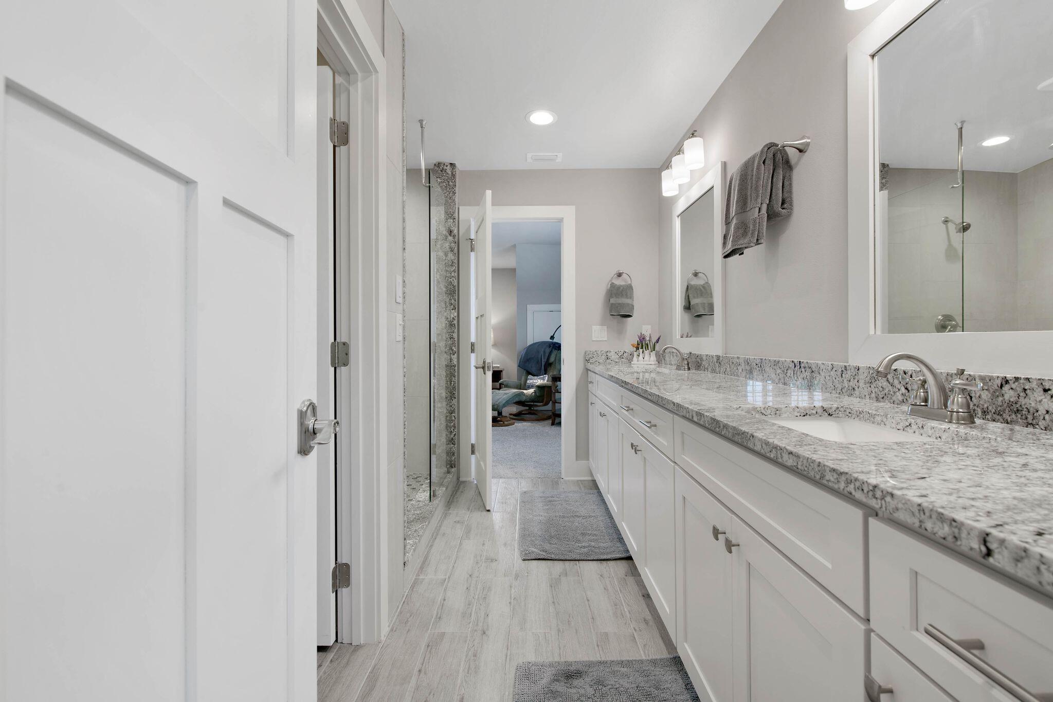 WILD HERON - Residential