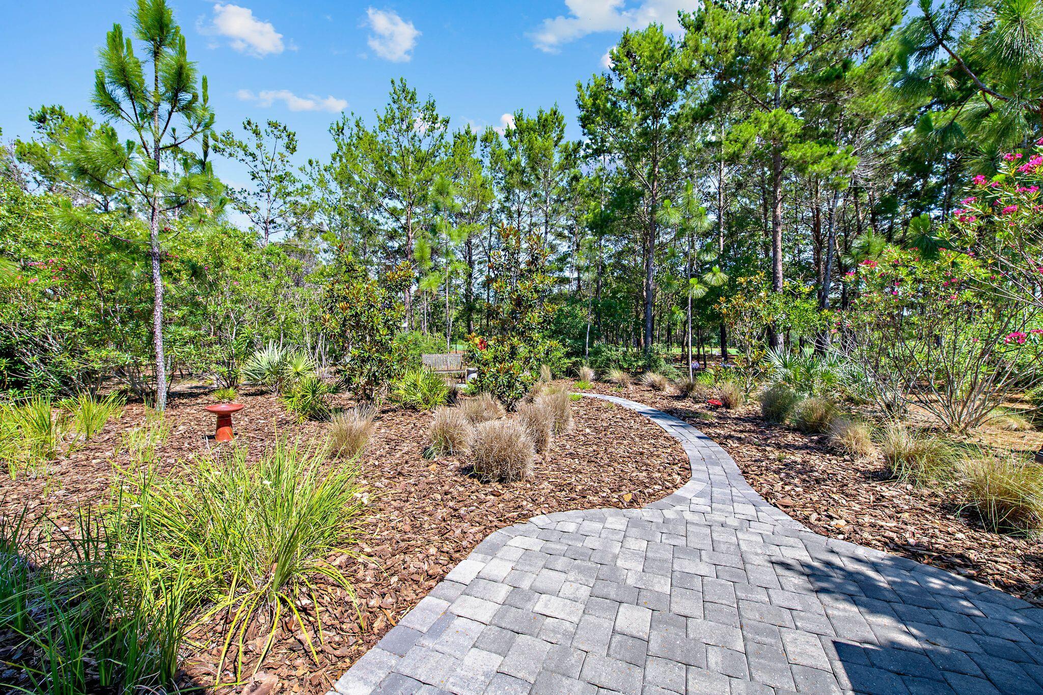 WILD HERON - Residential