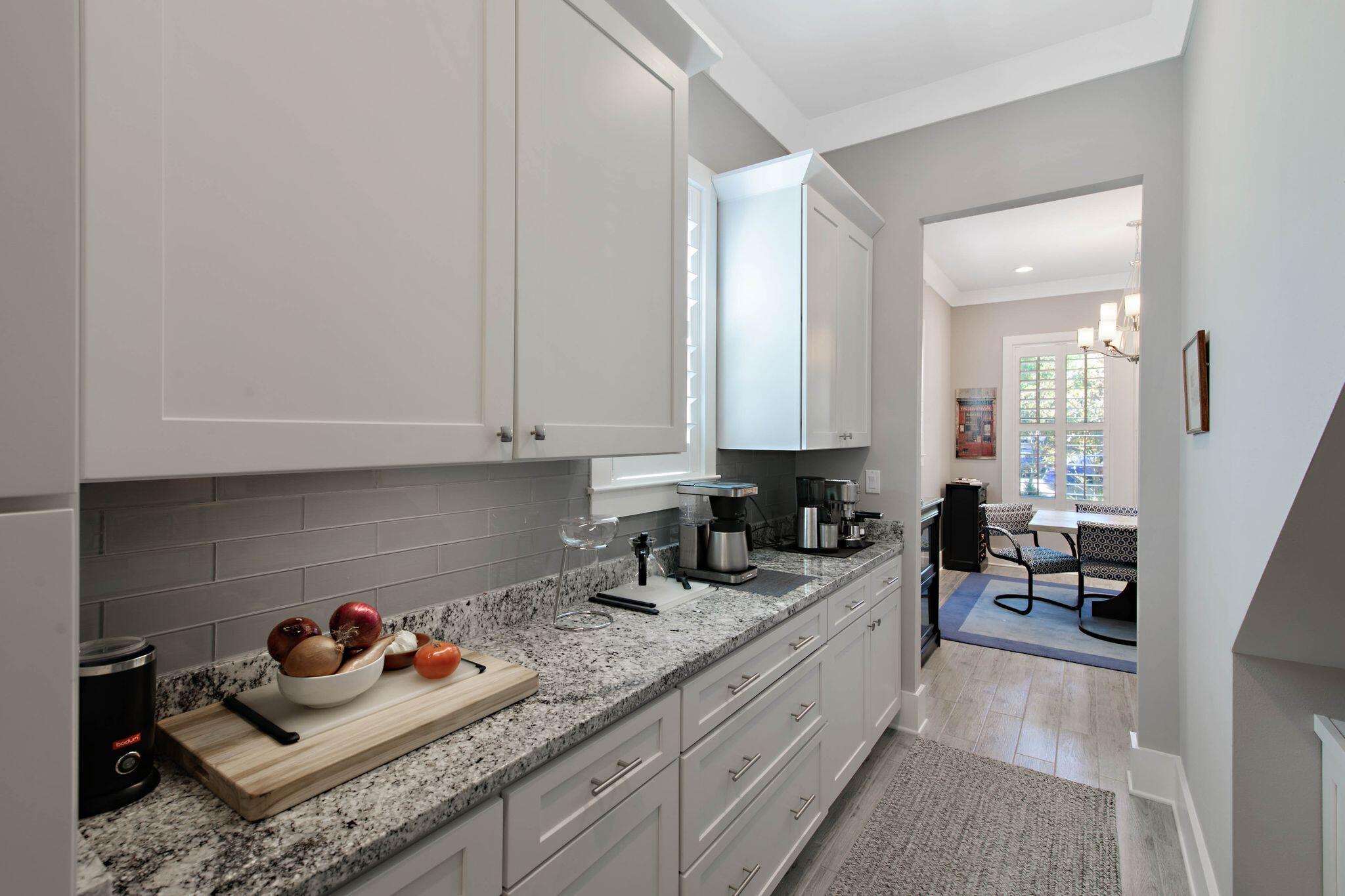 WILD HERON - Residential