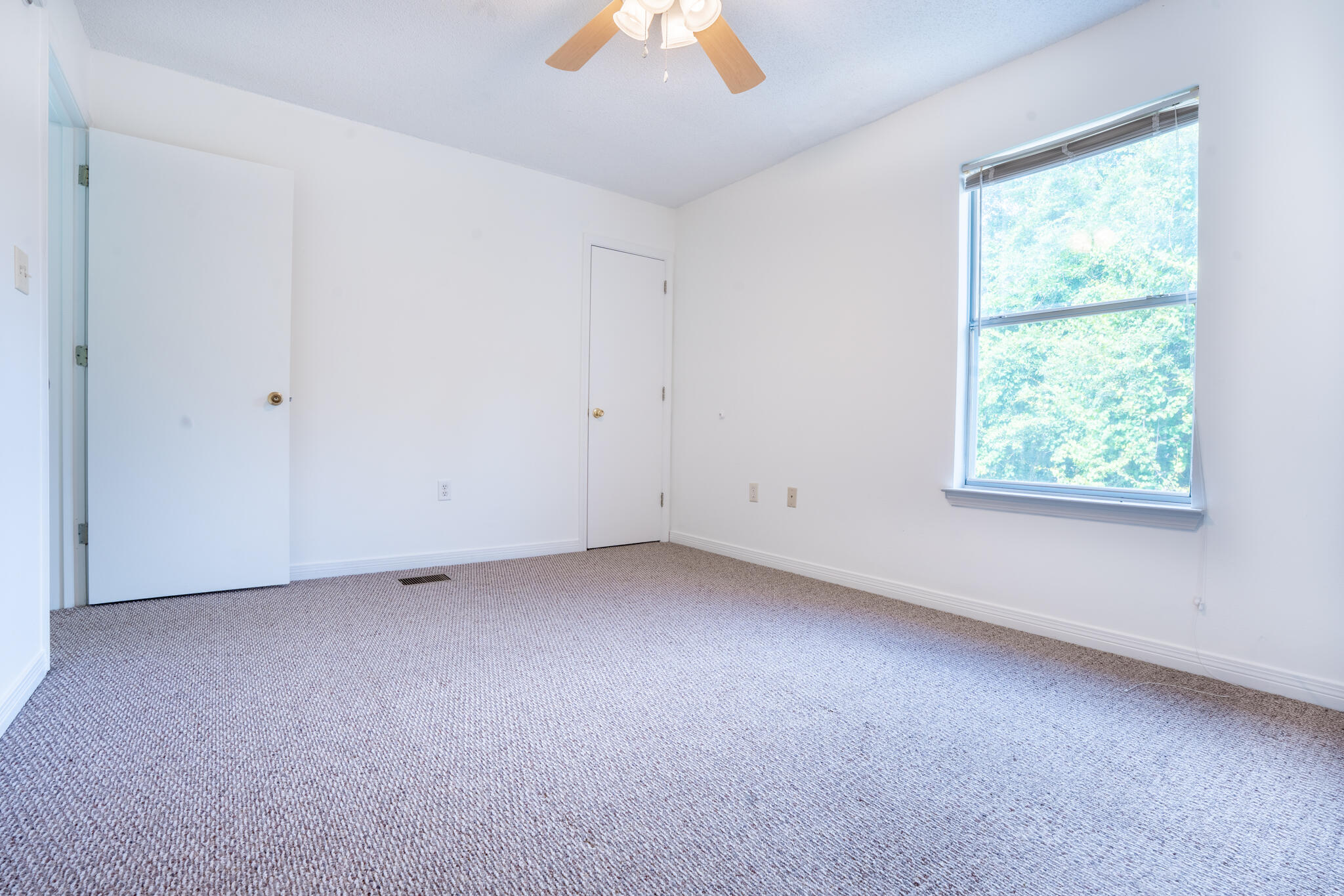 TOKALON TERRACE S/D LOT 4 - Residential