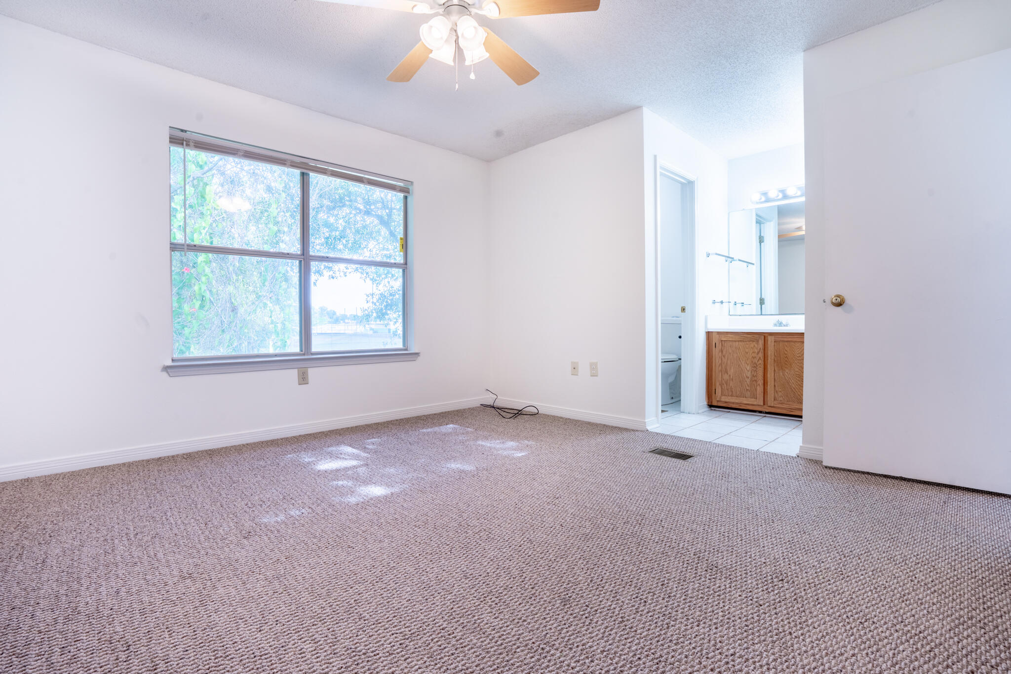 TOKALON TERRACE S/D LOT 4 - Residential
