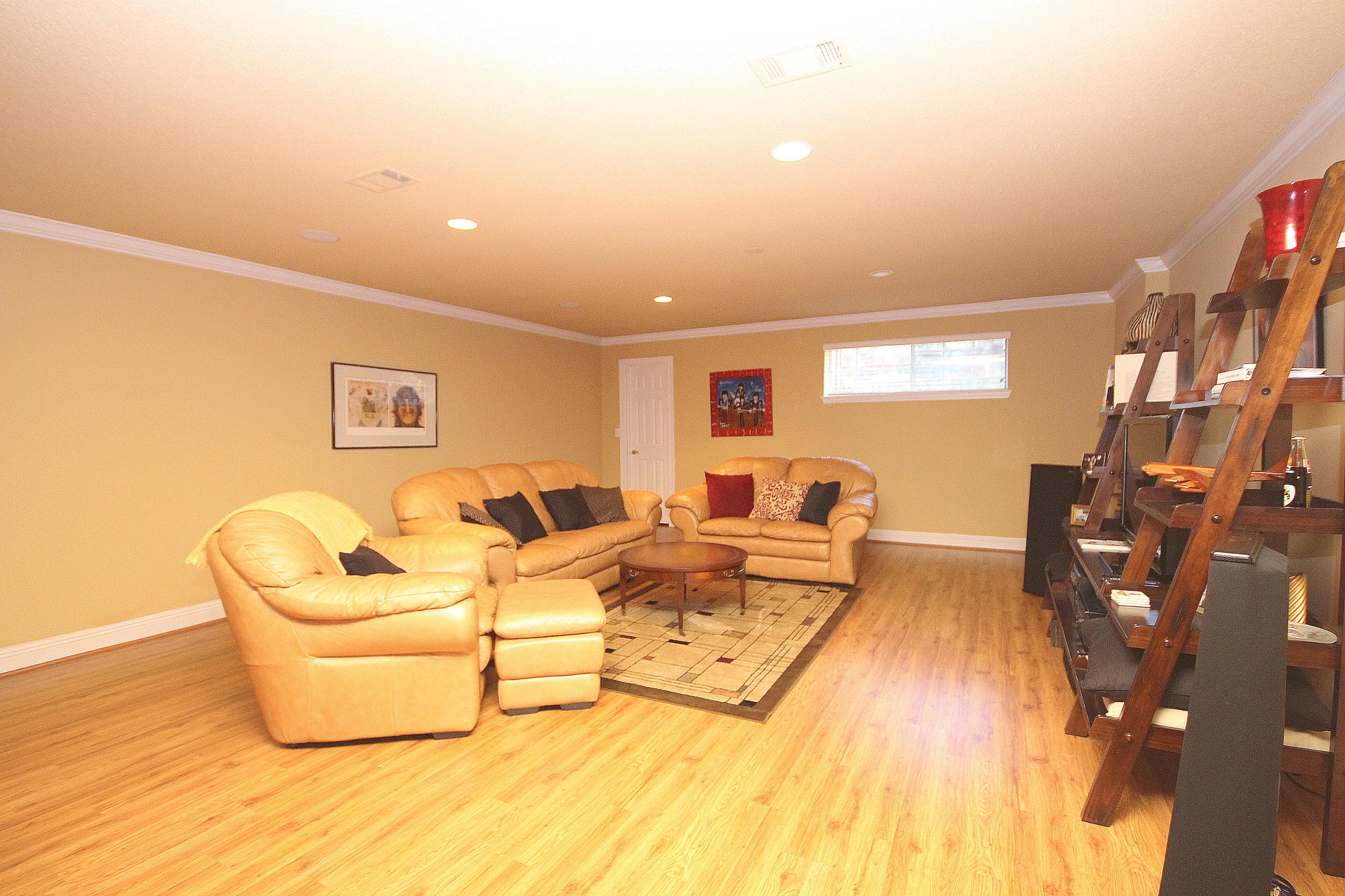 JAY-MAR SHORES - Residential